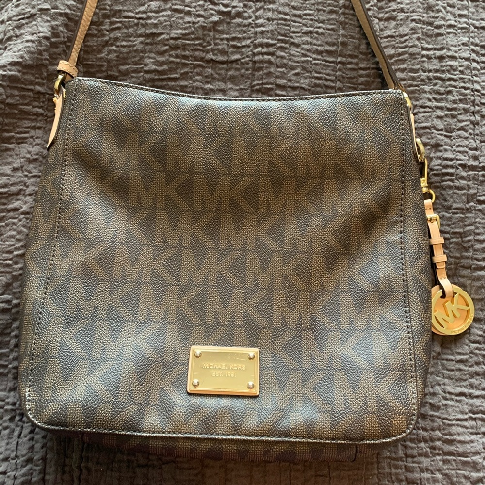 Authentic Michael Kors Crossbody